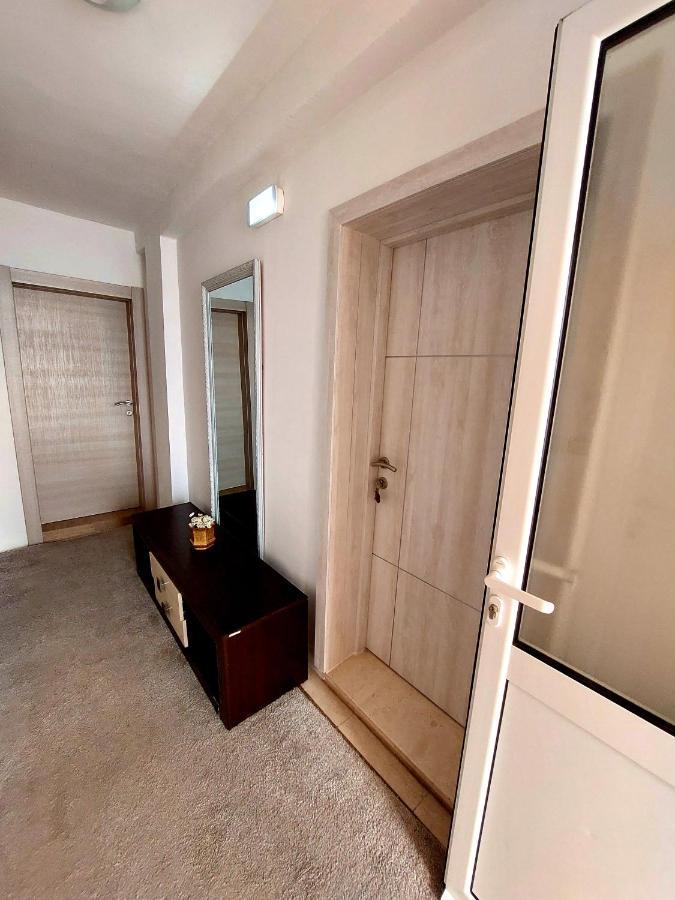 Apartments And Rooms Lijesevic 布德瓦 外观 照片