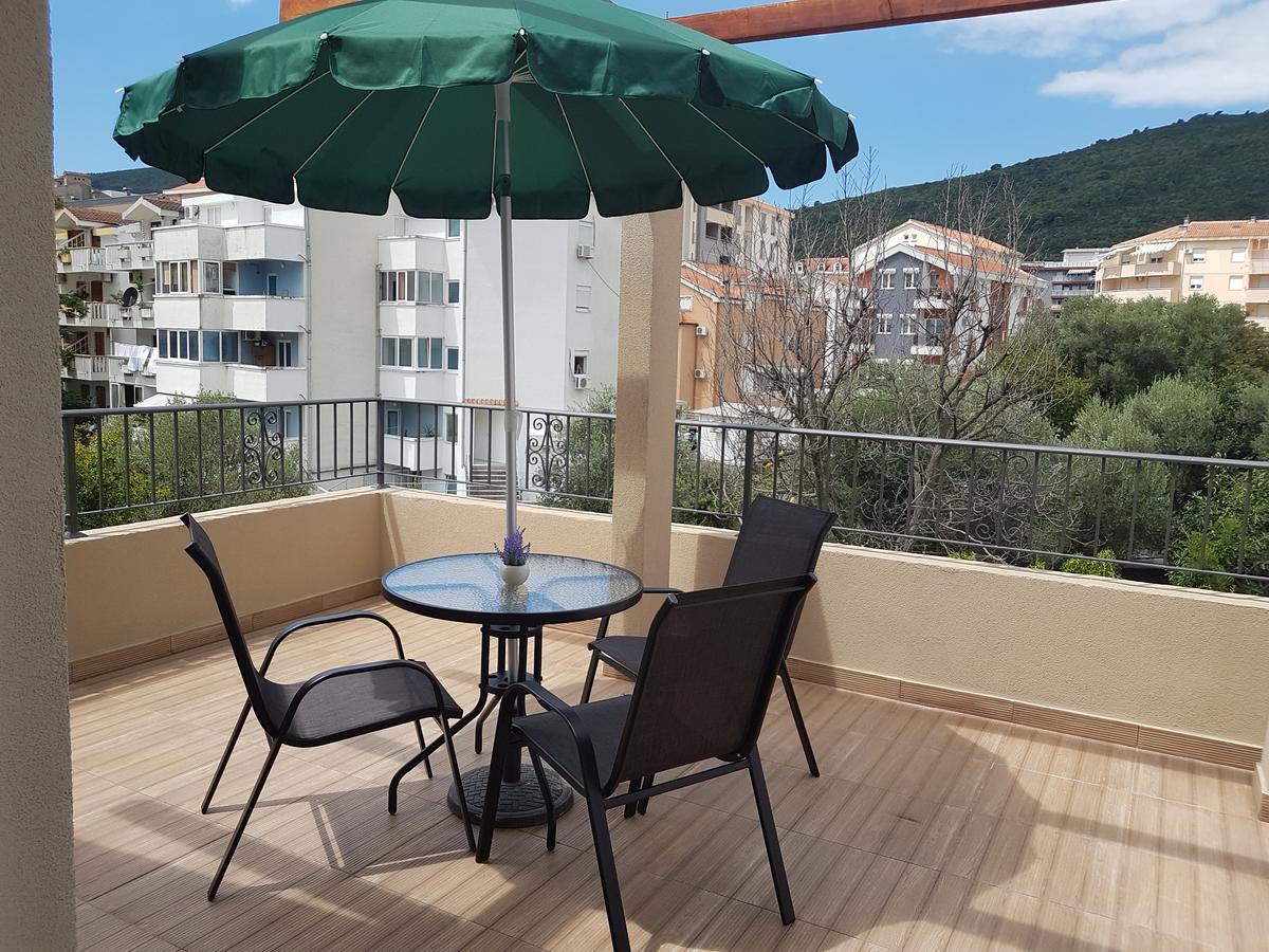 Apartments And Rooms Lijesevic 布德瓦 外观 照片